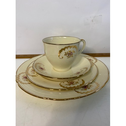 640 - 58 piece Alfred Meakin dinnerware in cream and gold.