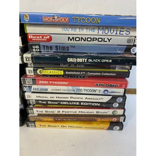 670 - Box of vintage PC/Console games including megadrive, spectrum, nintendo and others.