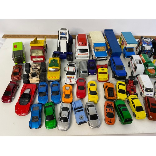 702 - Box of vintage and modern die cast and other model vehicles from Corgi, Matchbox and others.