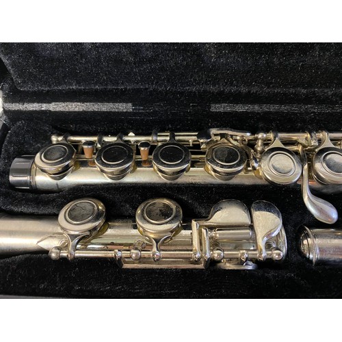 736 - Slade flute in fitted carry case.