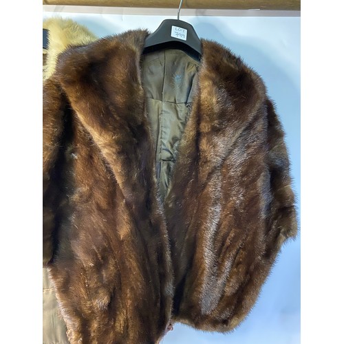 799 - 2 x vintage fur coats and fur shrug