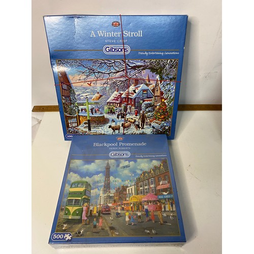 820 - Selection of jigsaws