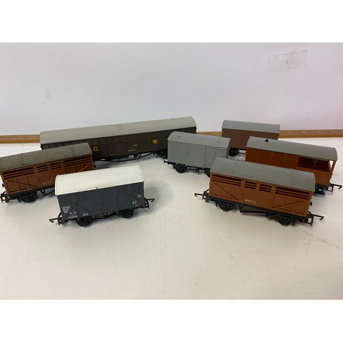 835 - Selection of 9 x Tri-ang and Dapol OO scale rolling stock railway models