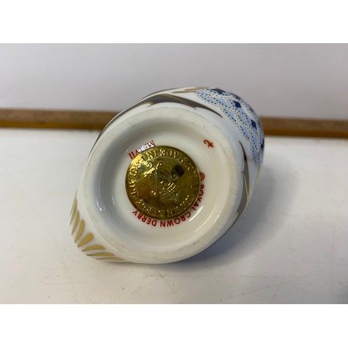 897 - Crown Derby paperweight with gold stopper