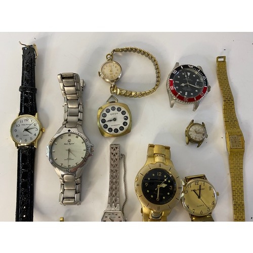 597 - Selection of old watches.