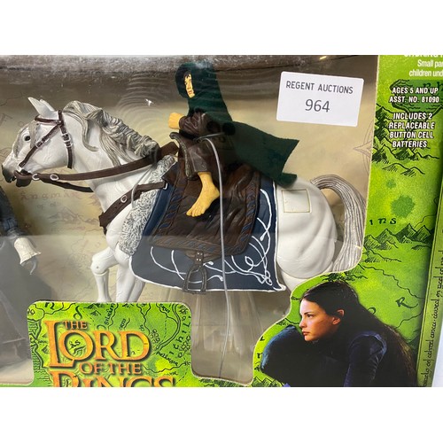 964 - Toy Biz The Lord of the Rings,  The Fellowship of the Ring Horse and rider Deluxe set. Arwen & Asfal... 