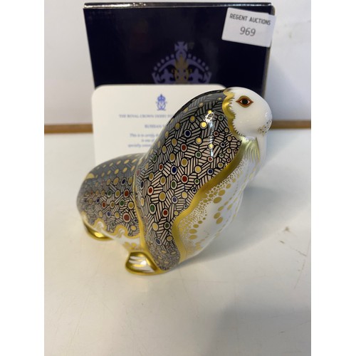 969 - Boxed Royal Crown Derby paperweight. In new condition with gold stopper to base. Russian Walrus Limi... 