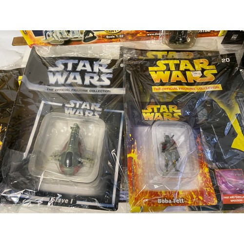 977 - Star Wars De Argostini painted metal figures. 15 issues in new sealed condition with figure and issu... 