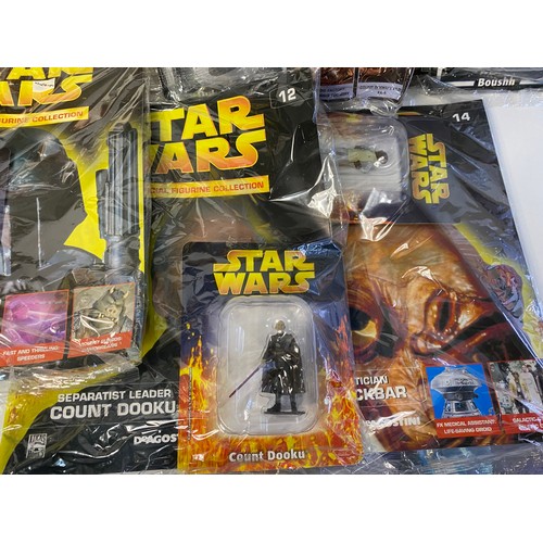 977 - Star Wars De Argostini painted metal figures. 15 issues in new sealed condition with figure and issu... 