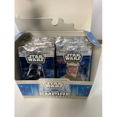 806 - Star Wars The Empire Strikes back TCG. Box of 15 packets each containing 7 common cards, 3 uncommon ... 