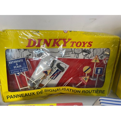 808 - Vintage boxed Dinky toys including Bedford TK Tipper, Lyons and Heinz Guy vans, Leyland Octopus Tank... 