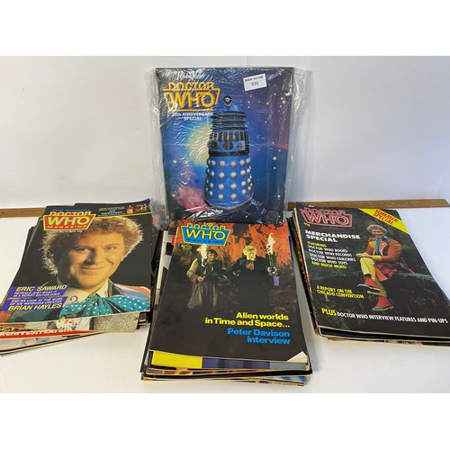 939 - 46 Dr. Who comics from the 1980's