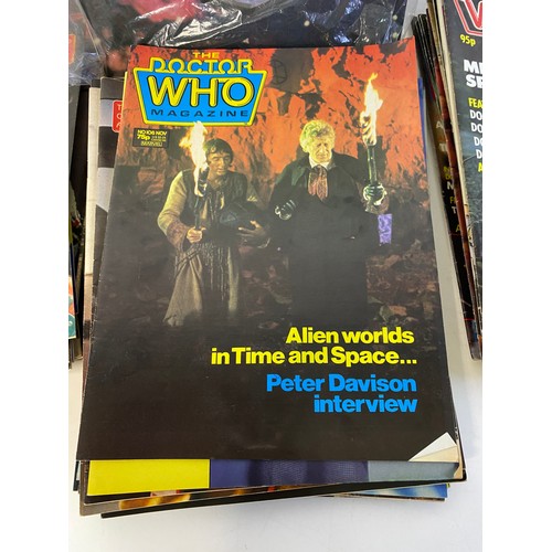 939 - 46 Dr. Who comics from the 1980's