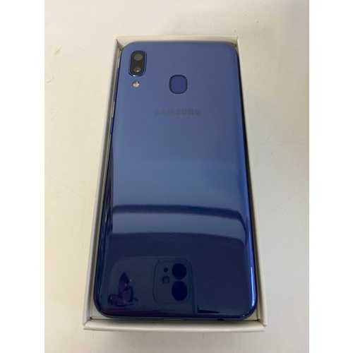 651 - Samsung Galaxy A20e mobile phone, unused in box.