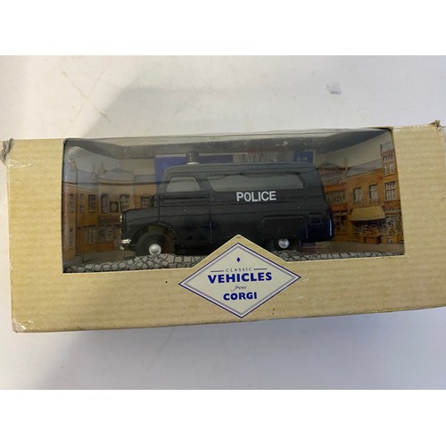 504 - 4 x boxed die cast vehicles.