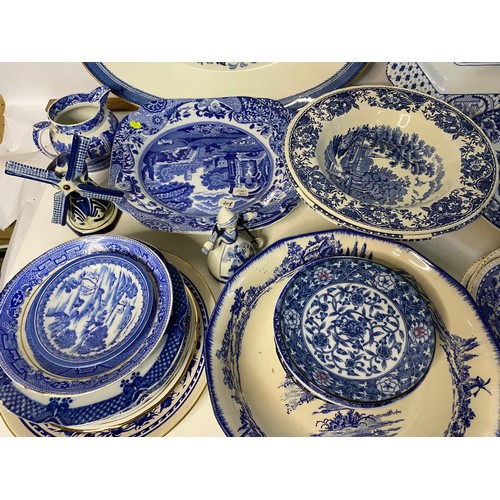 614 - Assortment of blue and white china and ceramics.