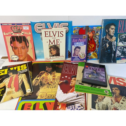 590 - Collection of Elvis memorabilia.