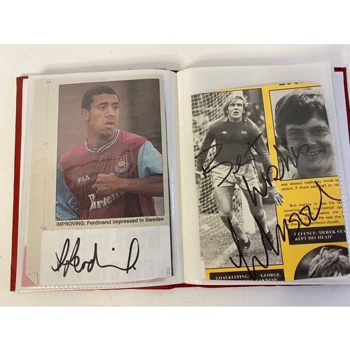 562 - Hand signed football autographs from Paul Scoles, Craig Burley, Keiran Richardson, George Wood, Kevi... 