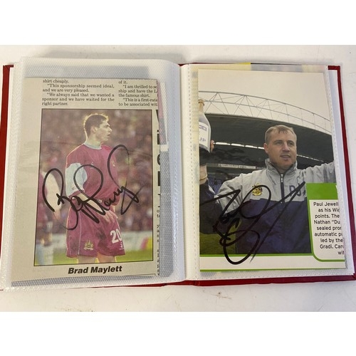 562 - Hand signed football autographs from Paul Scoles, Craig Burley, Keiran Richardson, George Wood, Kevi... 