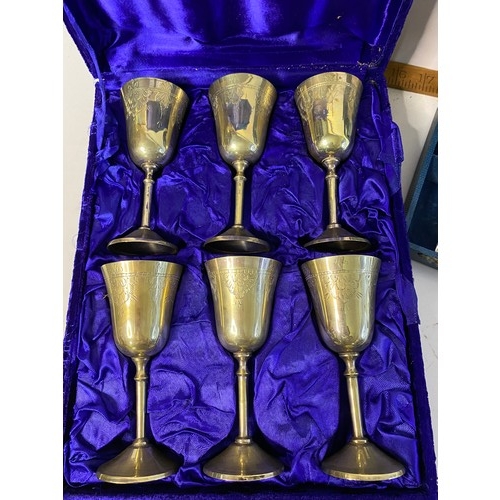 865 - Selection of boxed EPNS forks, knives and goblets