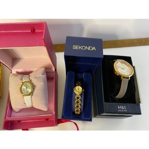 927 - Selection of 8 x boxed watches from Limit, Sekonda, Tic-Toc and others, also 8 unboxed watches.