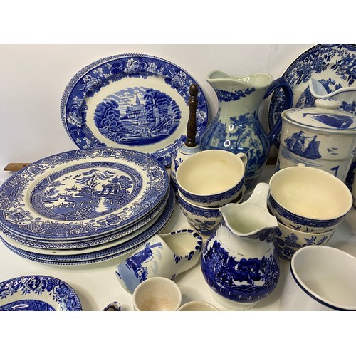 101 - Collection of blue and white pottery and ceramics.