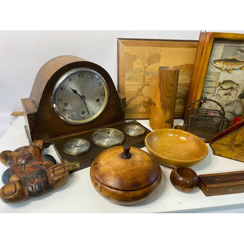 102 - Box of assorted wooden ware including mantle clock and decorative items.