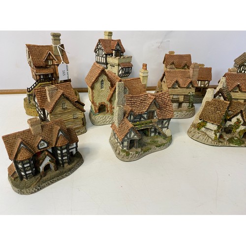 165 - Collection of 13 x David Winter town and market buildings and taverns.