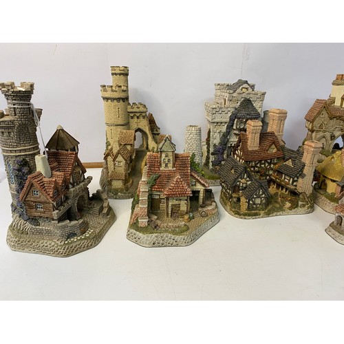 166 - Collection of 9 x David Winter buildings including Premier Editions.