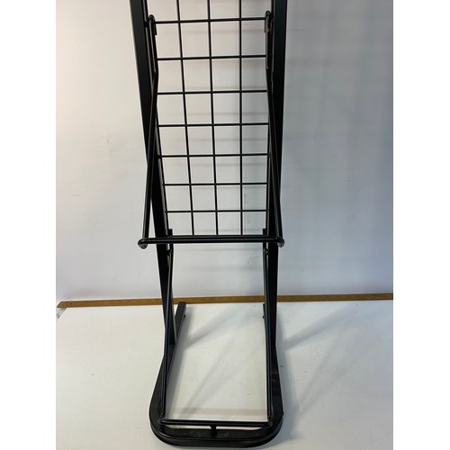 39 - Tool Rack from TengTools standing 165 cms tall