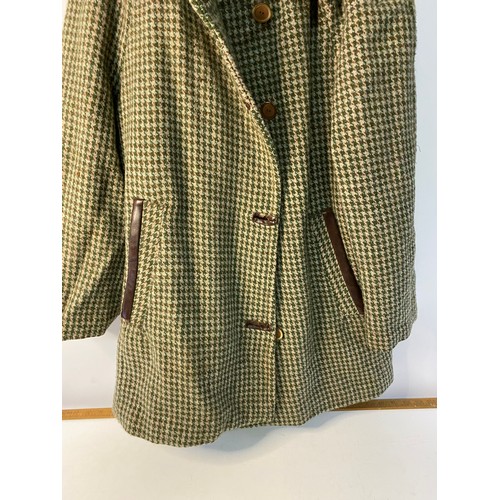 57 - Vintage tweed coat