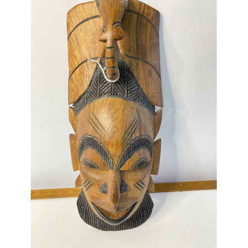 90 - 3 x African masks, largest measures 42 cms tall