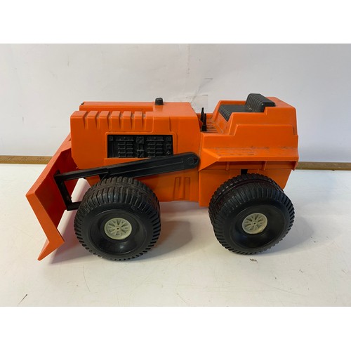 99 - Vintage 1978 Ideal Toys Corporation friction/mechanical Digger.