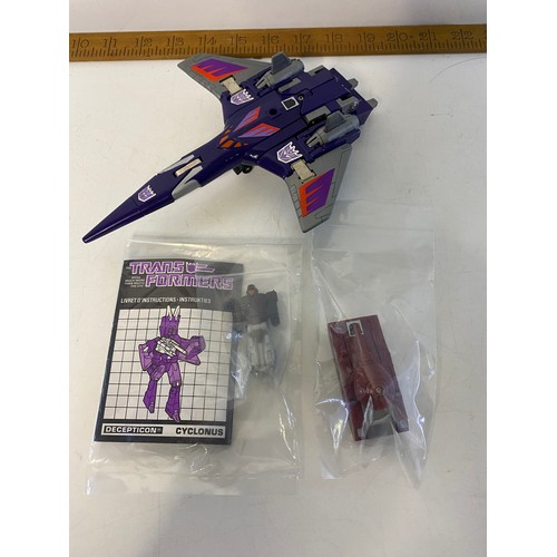 Lot 447       