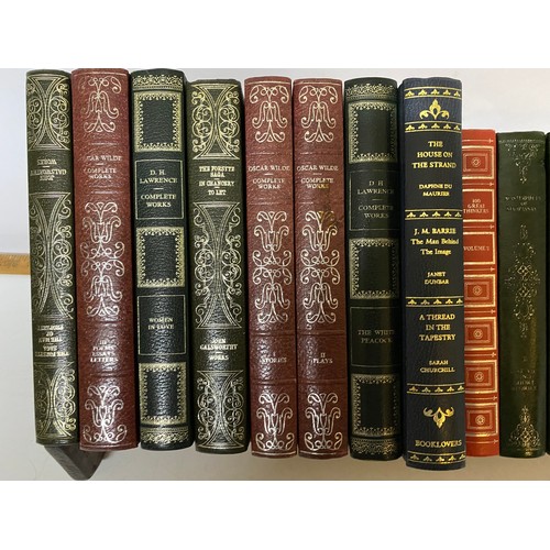 325 - Vintage mahogany book trough and a selection of books.