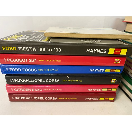 519 - Collection of car manuals some from Haynes.