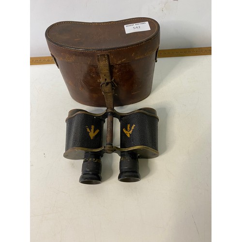 542 - WW1 Military binoculars in leather case