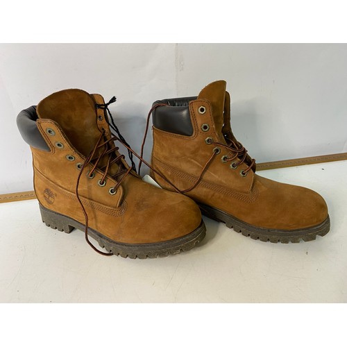 579 - Pair of Timberland boots size 8.5