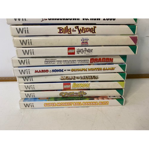 592 - Collection of 14 x Wii games.