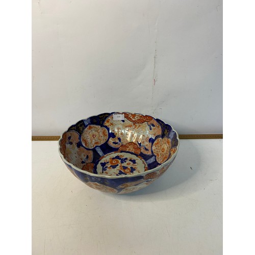 110 - Large Japanese Imari bowl with scalloped rim, 31cm diameter x 12.5cm deep.