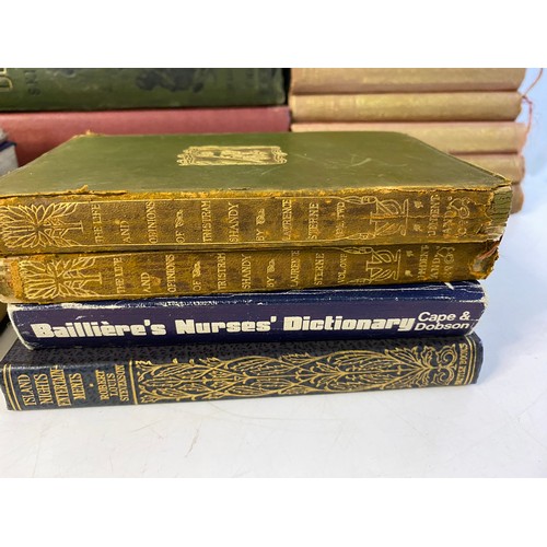 113 - Selection of antiquarian and collectable books.