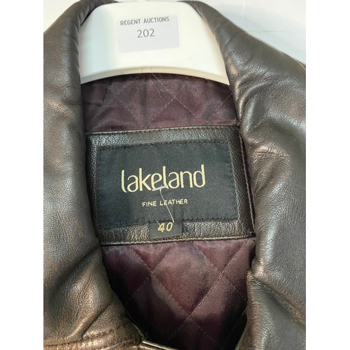 202 - Lakeland fine leather coat size 40