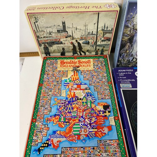 401 - 5 Vintage boxed 1990s puzzles including The Fairy Wedding, The Battle of Britain, Heraldic Scrolls a... 