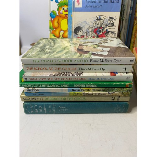 224 - Box of vintage childrens books including annuals, Enid Blyton and more.