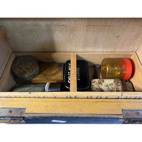 466 - Vintage leathercrafters toolbox with selection of tools