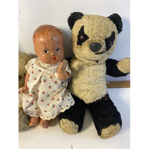 5 - 2 vintage teddy bears and 2 vintage dolls.