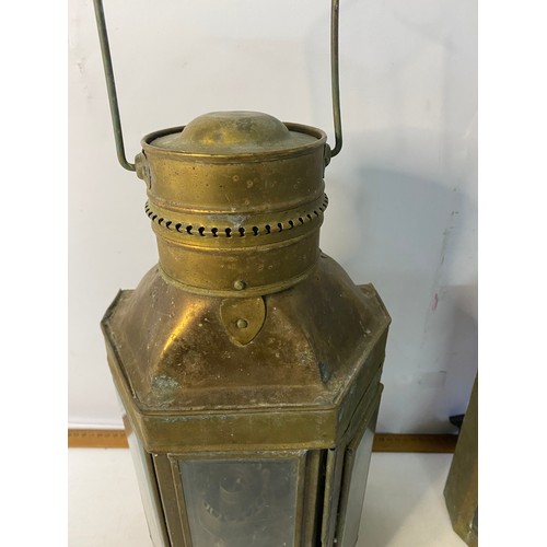 47 - 2 Vintage Brass Lamps.