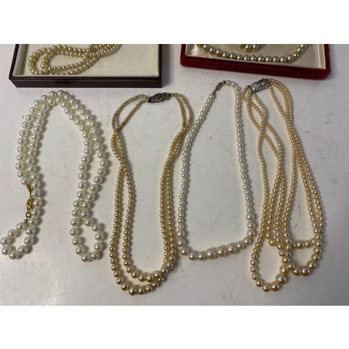 267 - 6 vintage faux pearl necklaces, 1 is Napier and 2 have silver clasps.