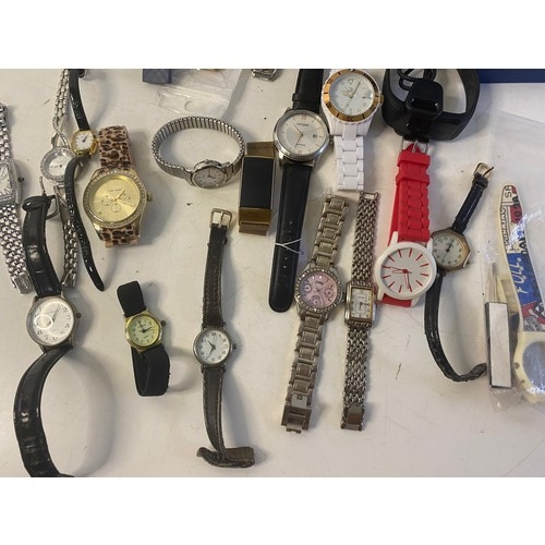 276 - Assortment of watches.