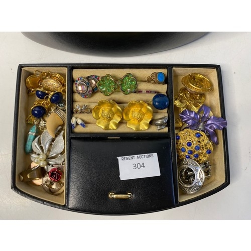 304 - Jewellery box containing an assortment of vintage costume jewellery.